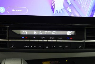 2025 Toyota Sienna XLE 8 Passenger