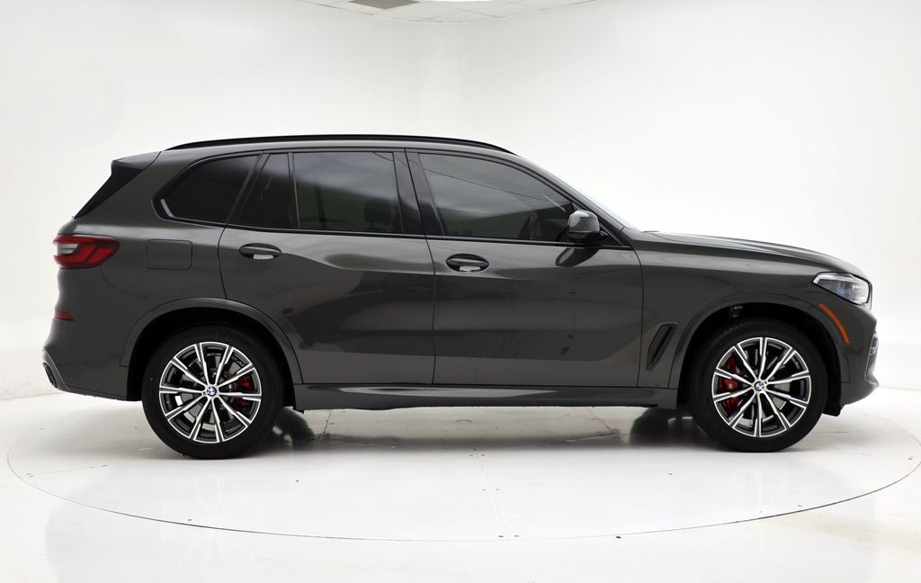 2022 BMW X5 M50i