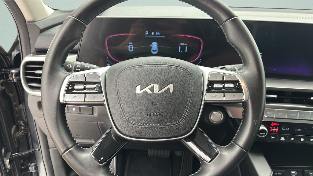 2023 Kia Telluride LX