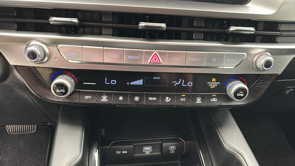 2023 Kia Telluride LX