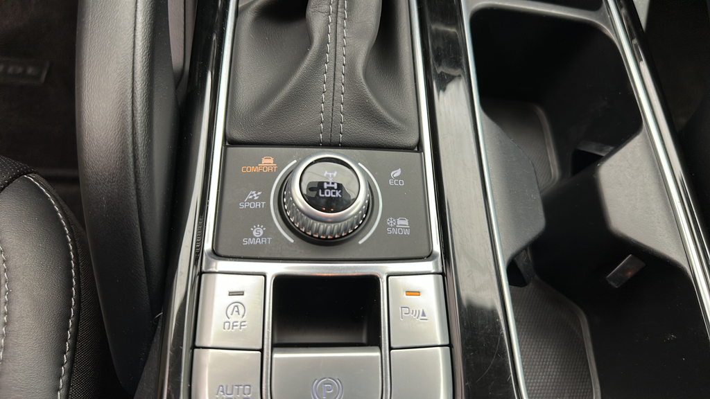 2023 Kia Telluride LX