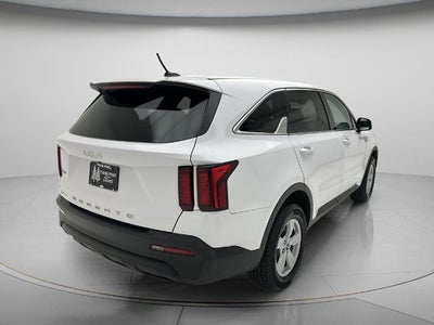 2022 Kia Sorento LX