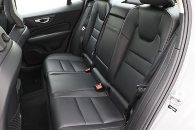 2024 Volvo S60 B5 Core Dark Theme