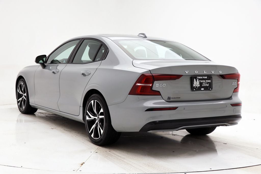 2024 Volvo S60 B5 Core Dark Theme