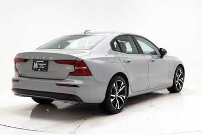 2024 Volvo S60 B5 Core Dark Theme