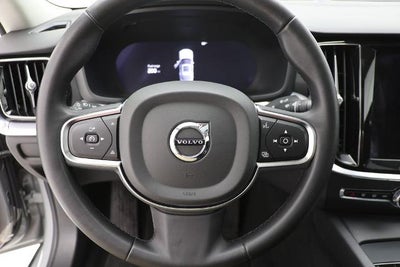 2024 Volvo S60 B5 Core Dark Theme