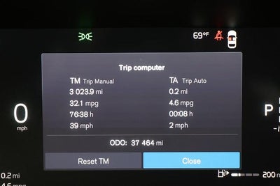 2024 Volvo S60 B5 Core Dark Theme