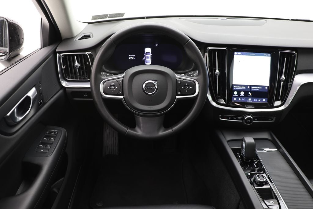 2024 Volvo S60 B5 Core Dark Theme