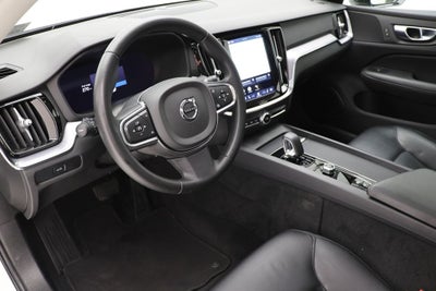 2024 Volvo S60 B5 Core Dark Theme