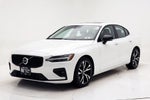 2024 Volvo S60 B5 Core Dark Theme