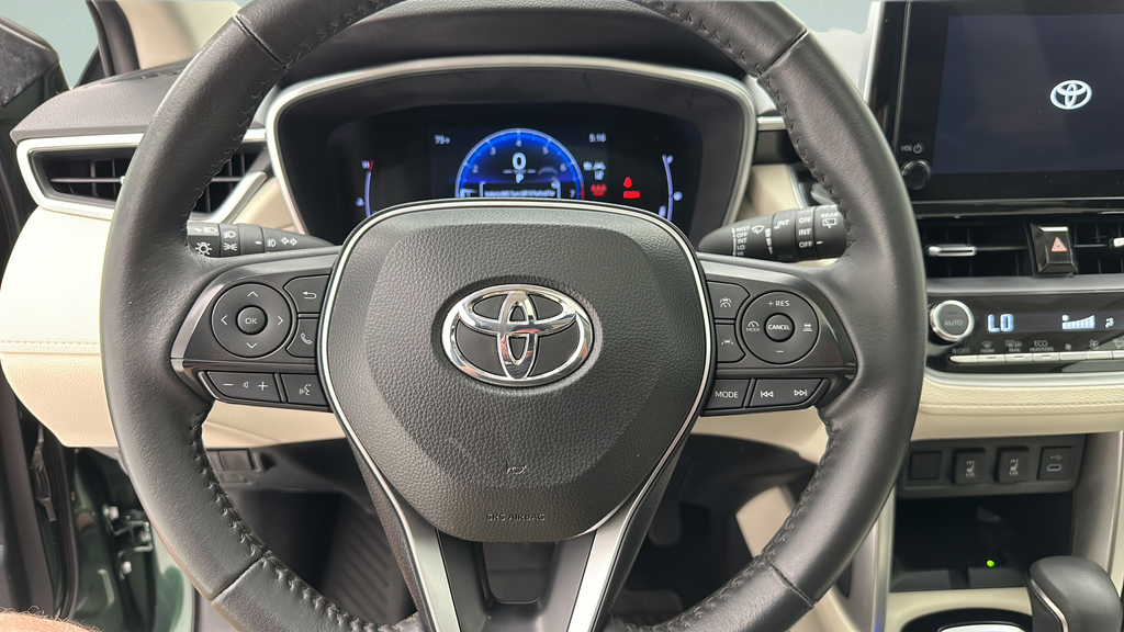 2024 Toyota Corolla Cross XLE