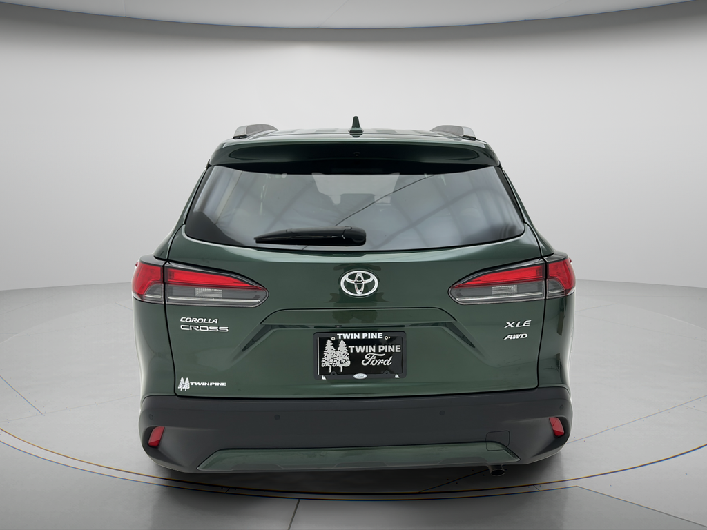2024 Toyota Corolla Cross XLE