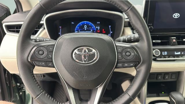 2024 Toyota Corolla Cross XLE