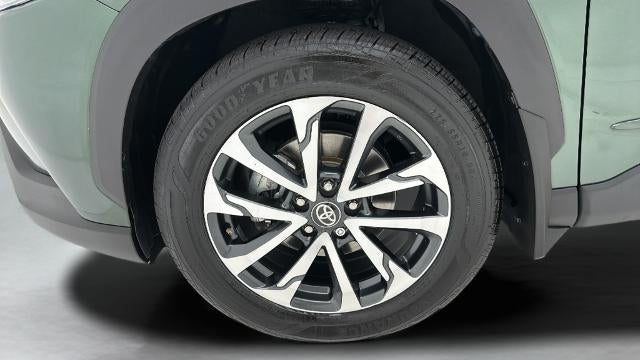 2024 Toyota Corolla Cross XLE