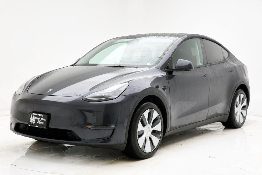 Used 2024 Tesla Model Y Long Range with VIN 7SAYGAEE5RF062231 for sale in Ephrata, PA