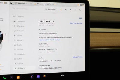 2024 Tesla Model Y Long Range