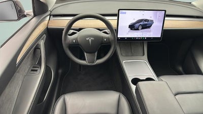 2024 Tesla Model Y Standard Range
