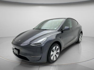 2024 Tesla Model Y Standard Range
