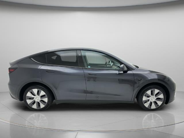 2024 Tesla Model Y Standard Range