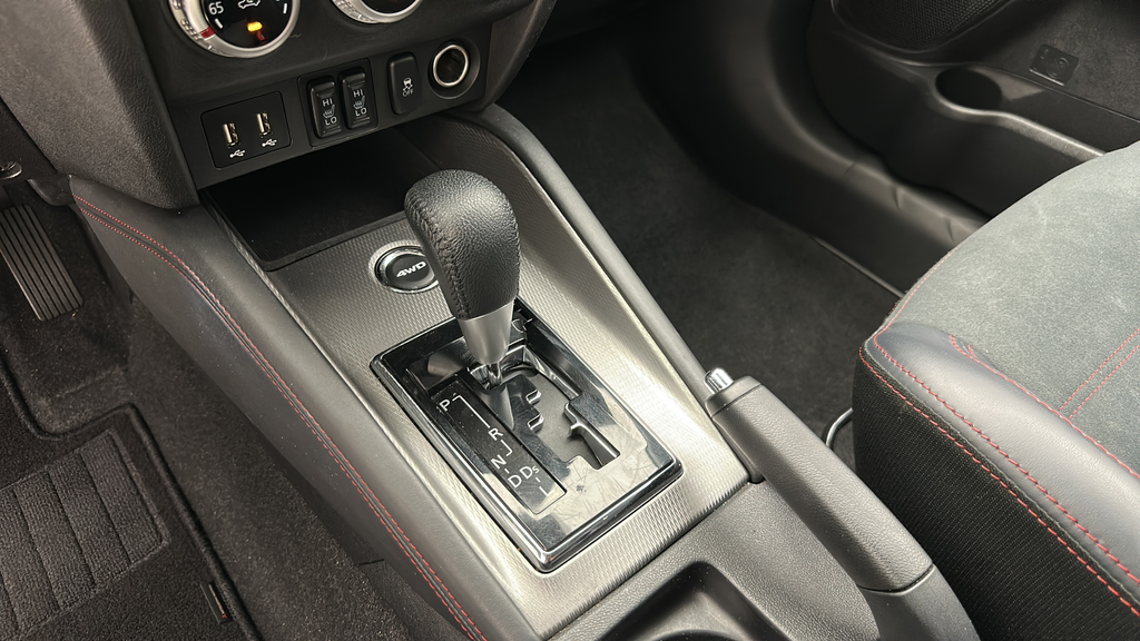 2025 Mitsubishi Outlander Sport 2.0 SE