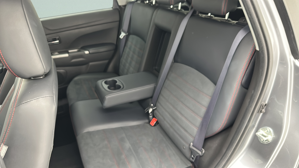 2025 Mitsubishi Outlander Sport 2.0 SE