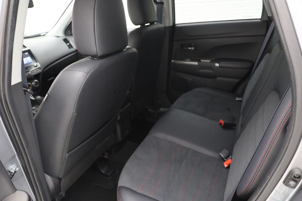 2025 Mitsubishi Outlander Sport 2.0 SE