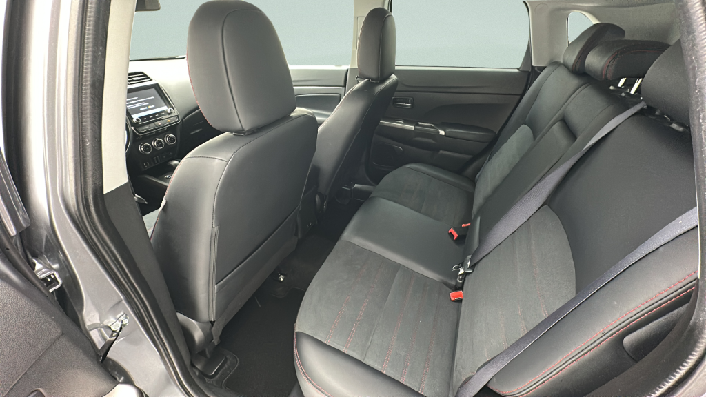 2025 Mitsubishi Outlander Sport 2.0 SE