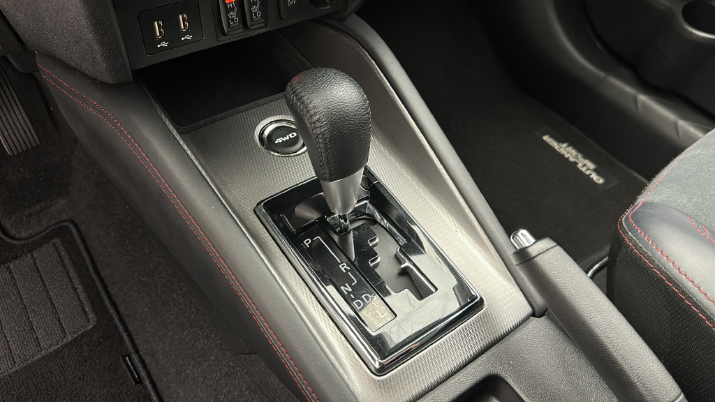 2025 Mitsubishi Outlander Sport 2.0 SE