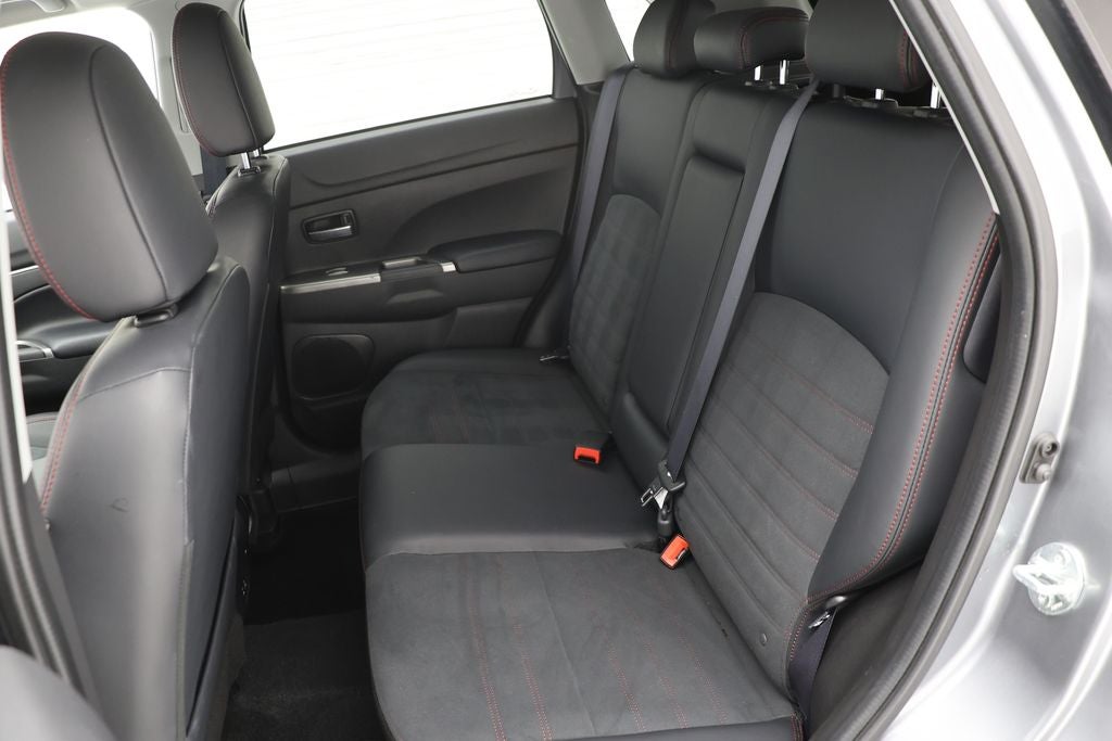 2025 Mitsubishi Outlander Sport 2.0 SE