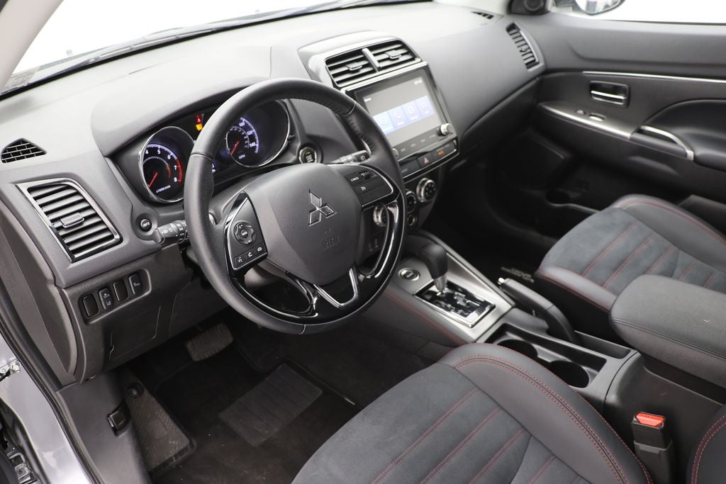 2025 Mitsubishi Outlander Sport 2.0 SE