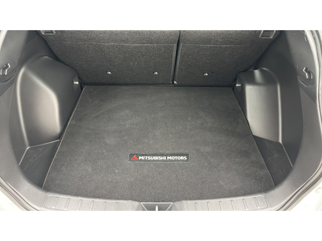 2025 Mitsubishi Eclipse Cross SE