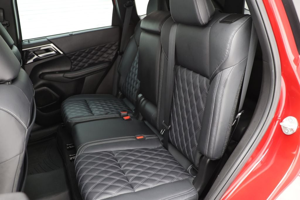 2023 Mitsubishi Outlander PHEV SEL