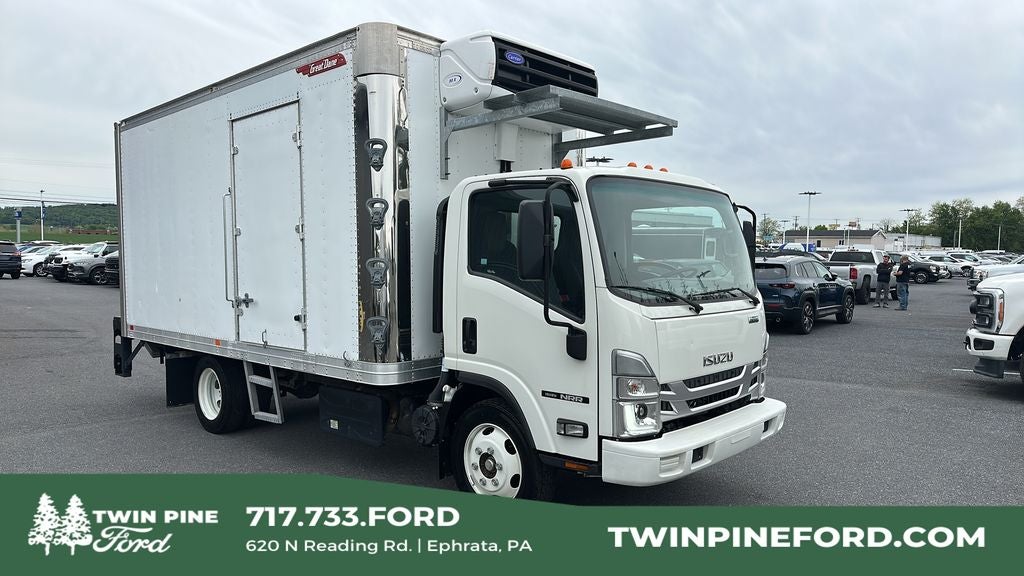 2022 Isuzu Box Truck Refrigerated Body