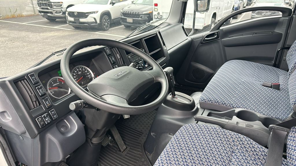 2022 Isuzu Box Truck Refrigerated Body