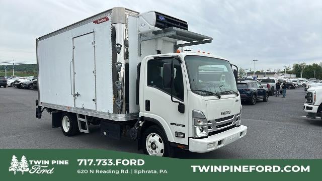 2022 Isuzu Box Truck Refrigerated Body