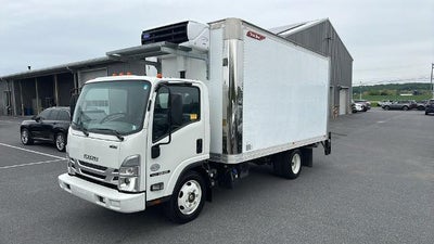 2022 Isuzu Box Truck Refrigerated Body