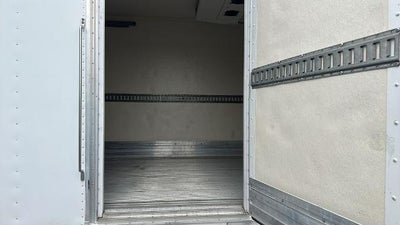 2022 Isuzu Box Truck Refrigerated Body
