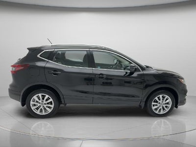 2022 Nissan Rogue Sport SV
