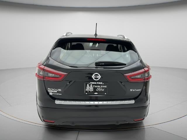 2022 Nissan Rogue Sport SV