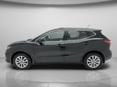 2022 Nissan Rogue Sport SV