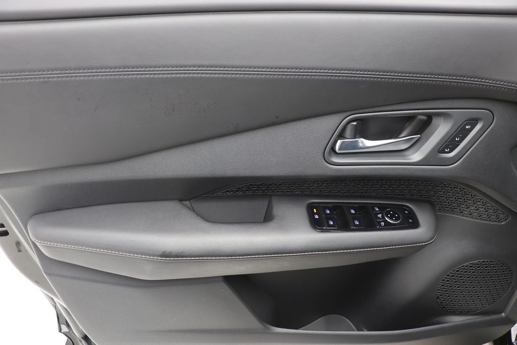 2024 Nissan Ariya ENGAGE e-4ORCE