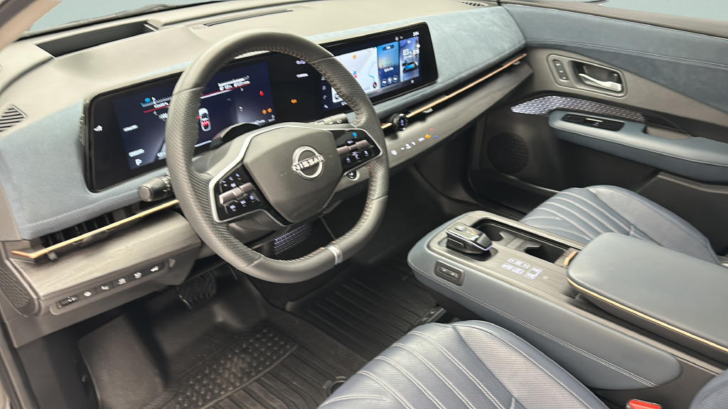 2024 Nissan Ariya PLATINUM+ e-4ORCE