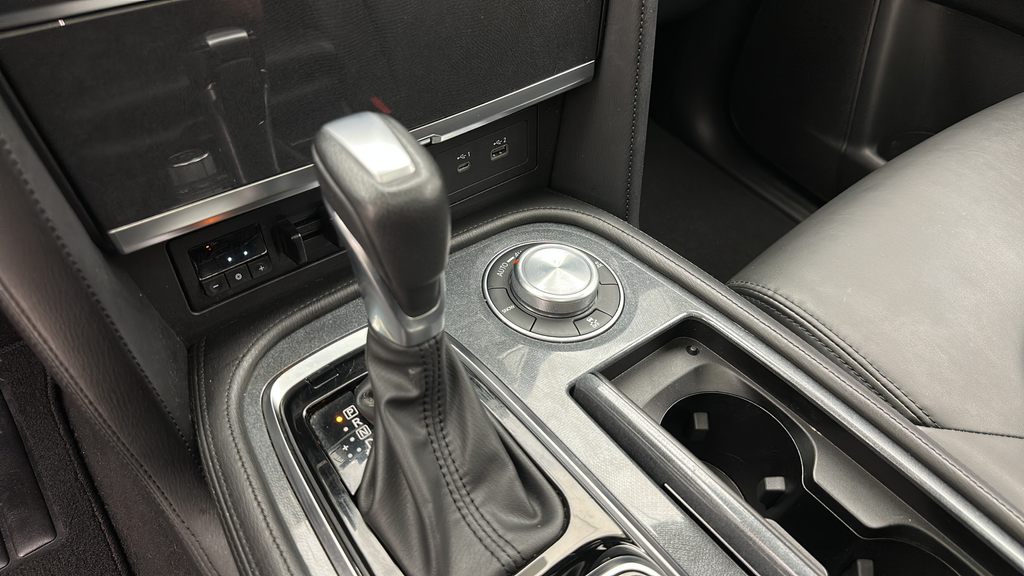 2021 Nissan Armada SV