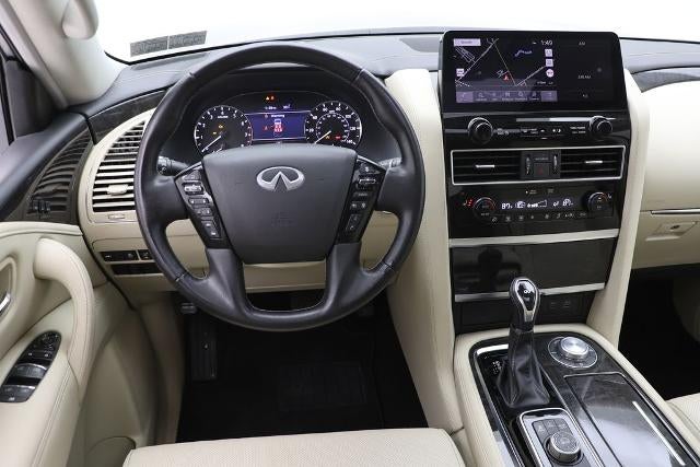 2024 INFINITI QX80 LUXE