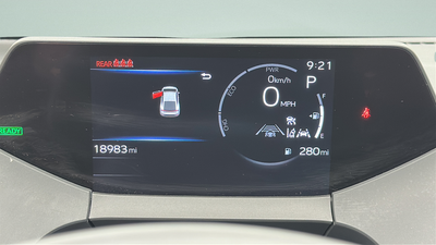 2025 Toyota Prius LE