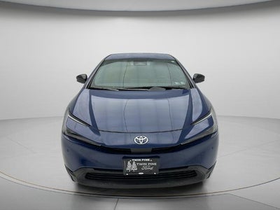2025 Toyota Prius LE