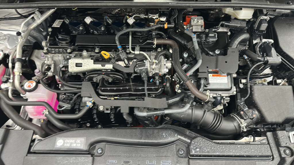 2025 Toyota Prius LE