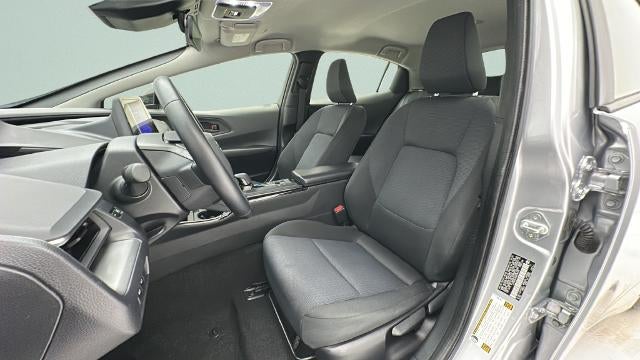 2025 Toyota Prius LE