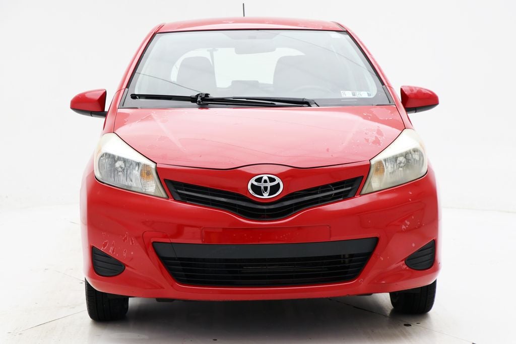 2012 Toyota Yaris L