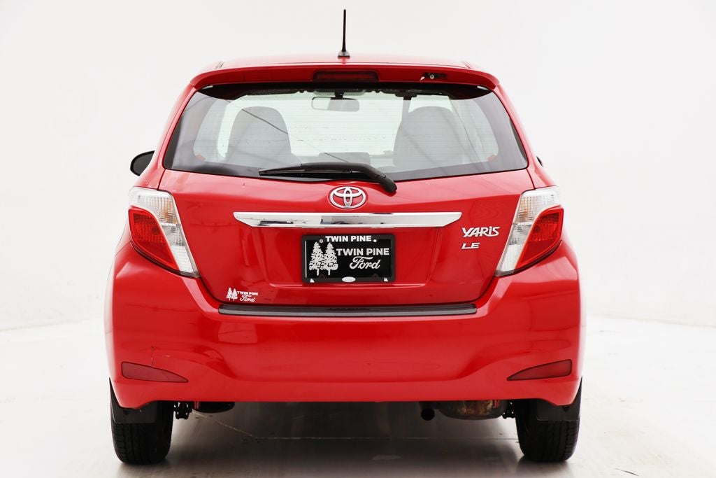 2012 Toyota Yaris L